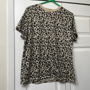 Leopard Print Crew Neck Top